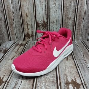 NIKE AIR MAX OKETO